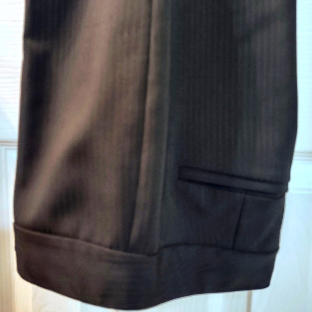 BRAND NEW NEVER WORN Elie Tahari black dress pants size 0 inseam 34!